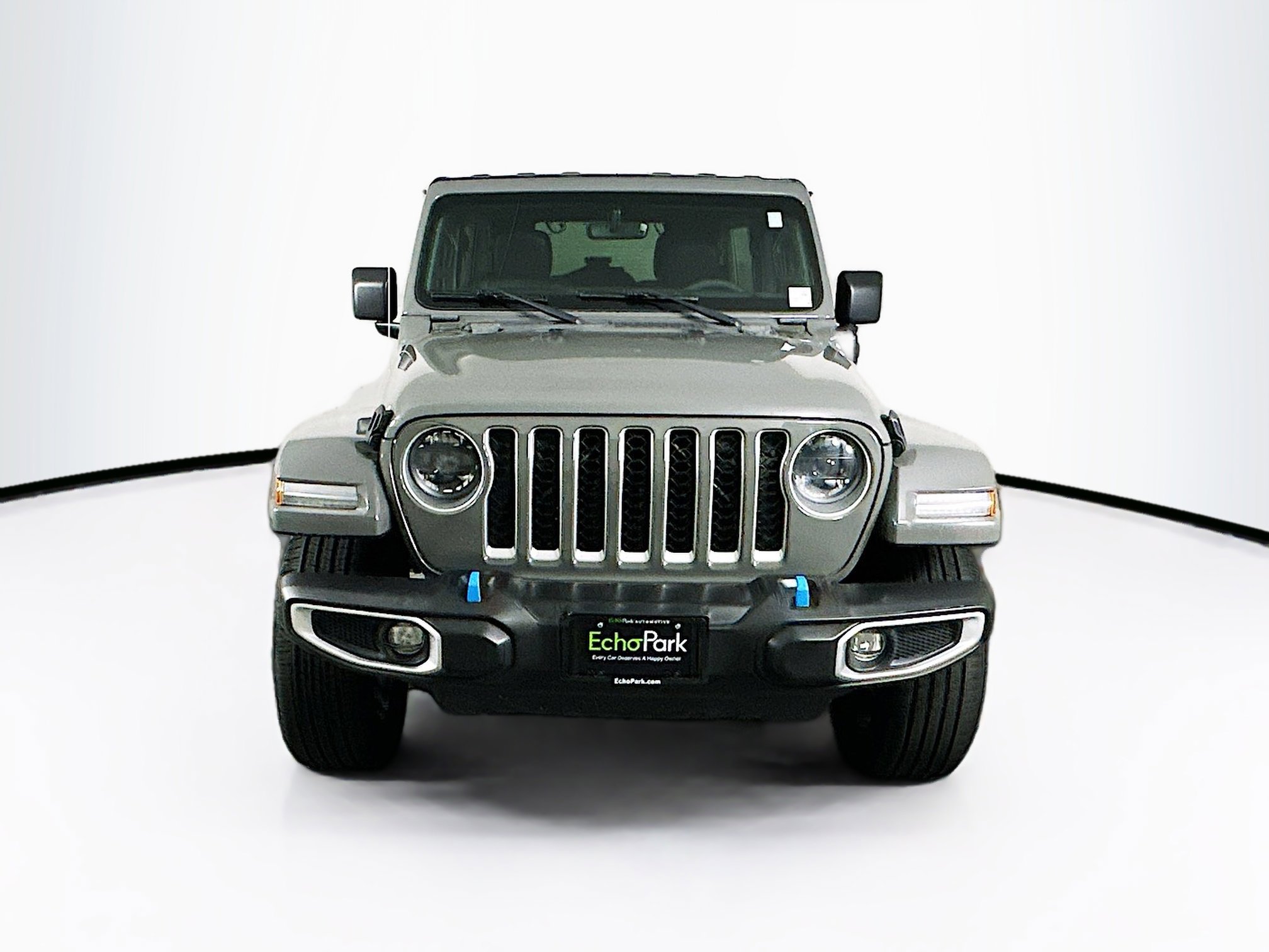 Used 2023 Jeep Wrangler Unlimited Sahara AWD/4WD image 2