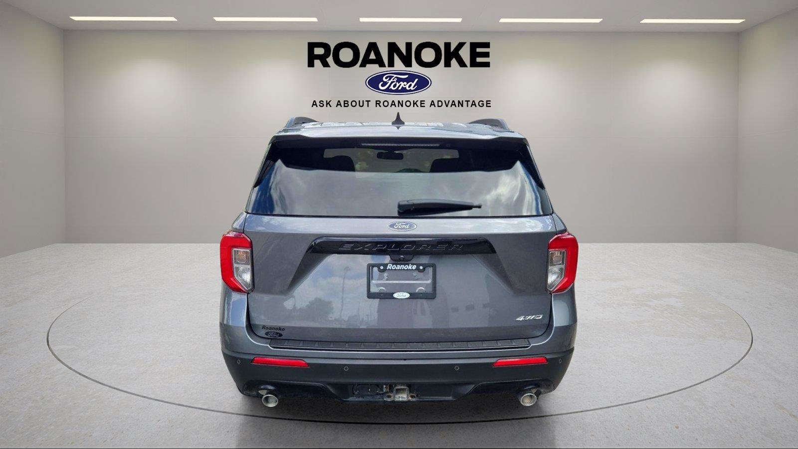 Used 2024 Ford Explorer ST-Line w/ Class IV Trailer Tow Package AWD/4WD image 11