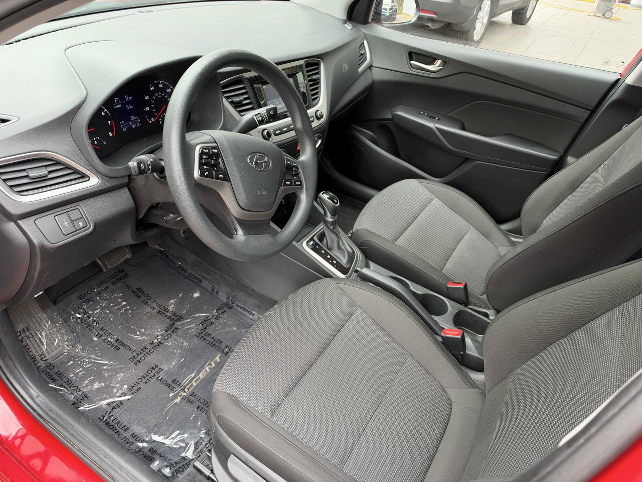 Used 2020 Hyundai Accent SE FWD image 10