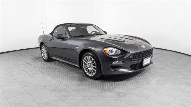 Used 2017 FIAT 124 Spider Classica image 31