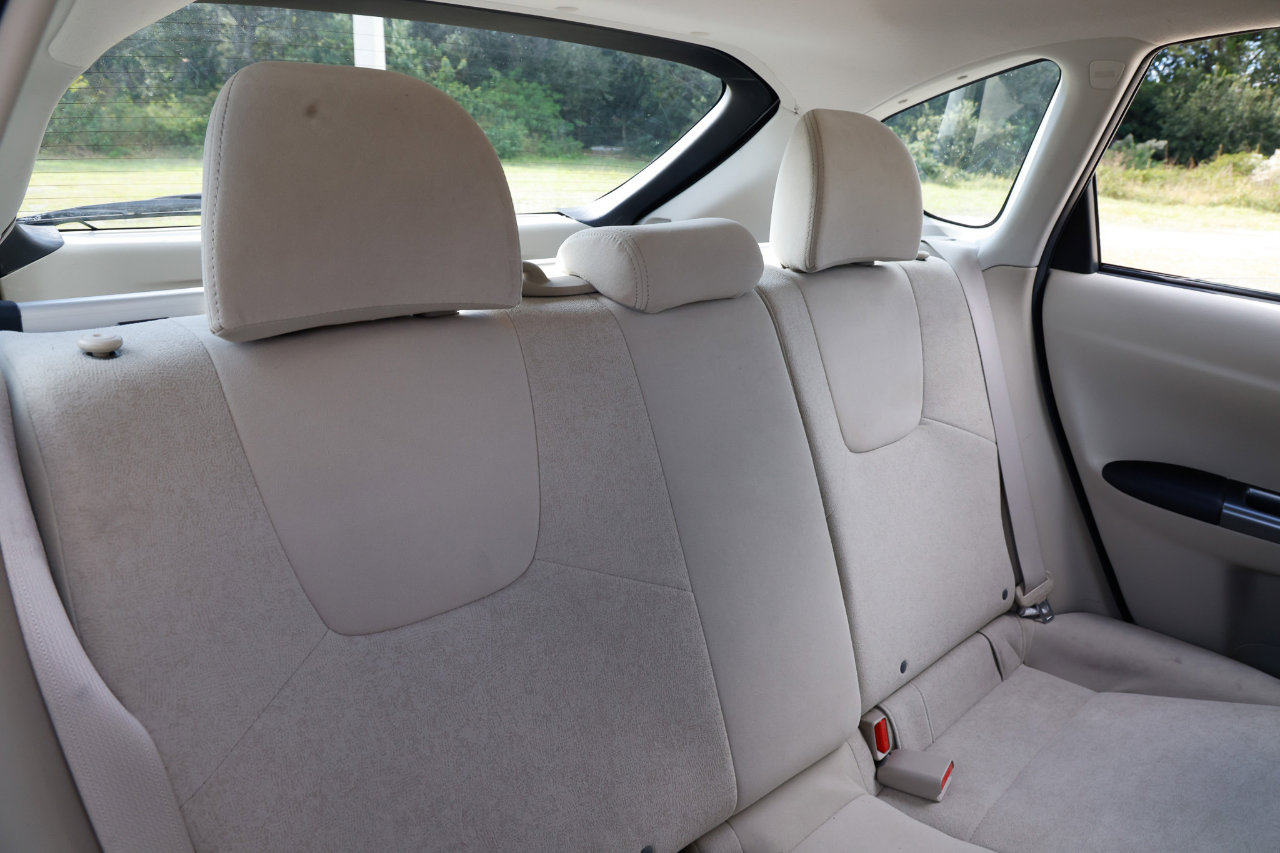 Used 2011 Subaru Impreza 2.5i image 14