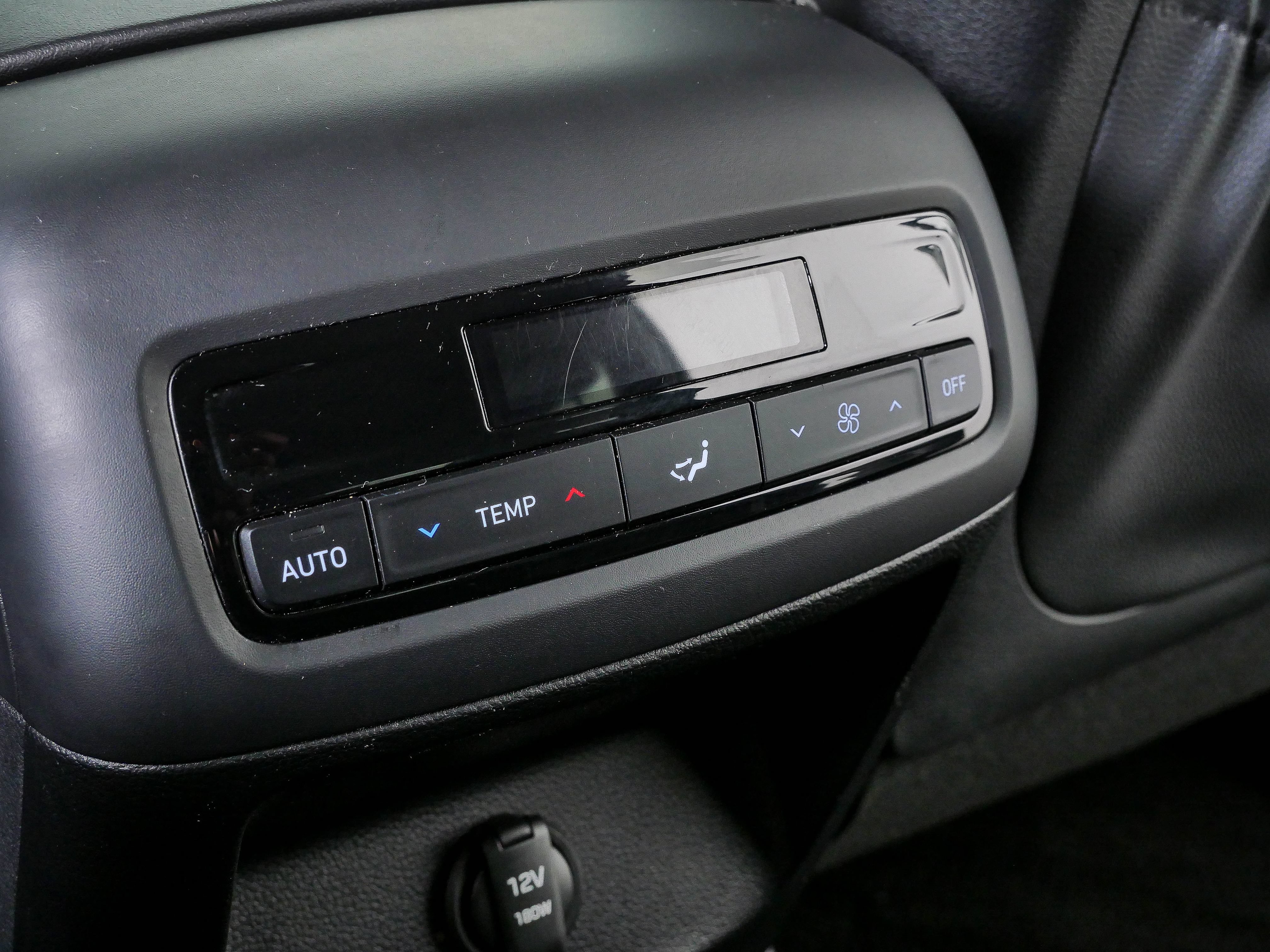 Used 2024 Hyundai Palisade SEL FWD image 19