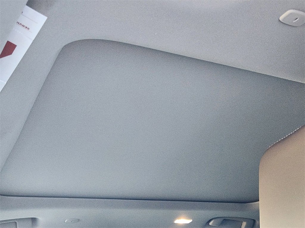 Used 2025 Nissan Murano Platinum w/ Cargo Package image 19
