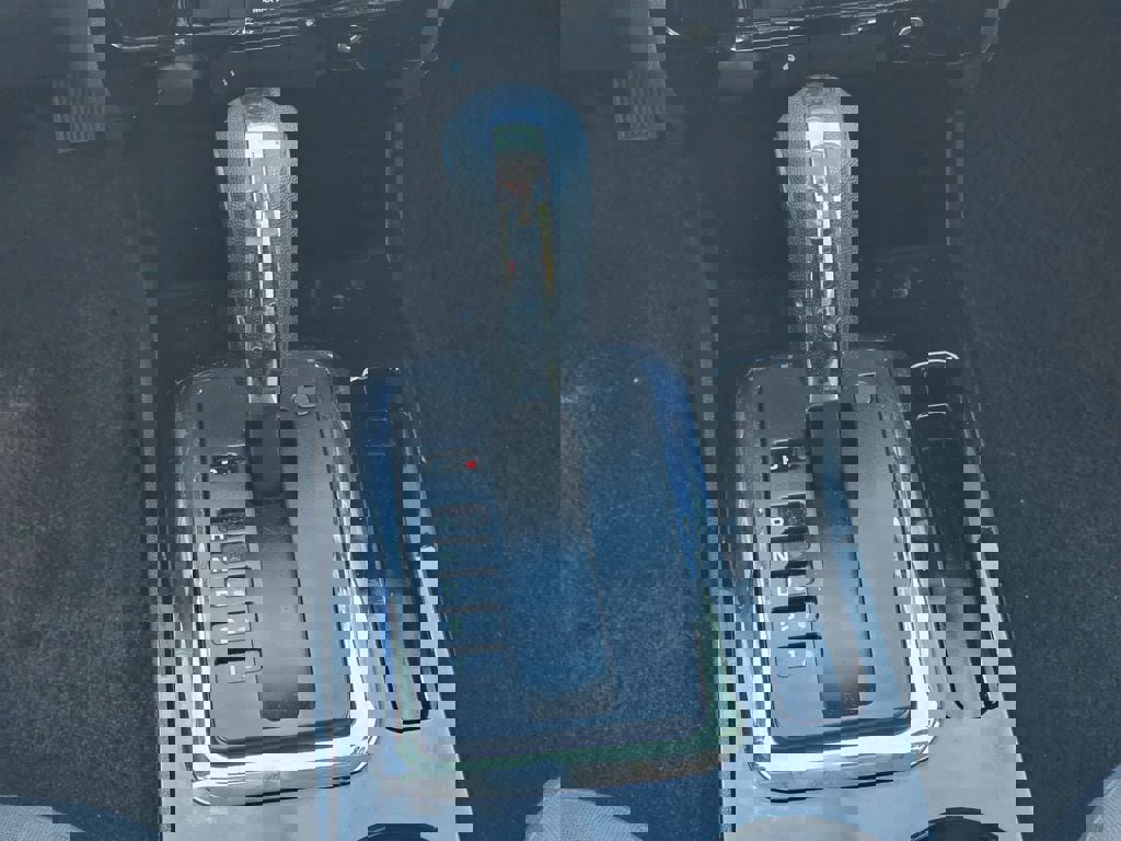 Used 2008 MAZDA Tribute i image 16