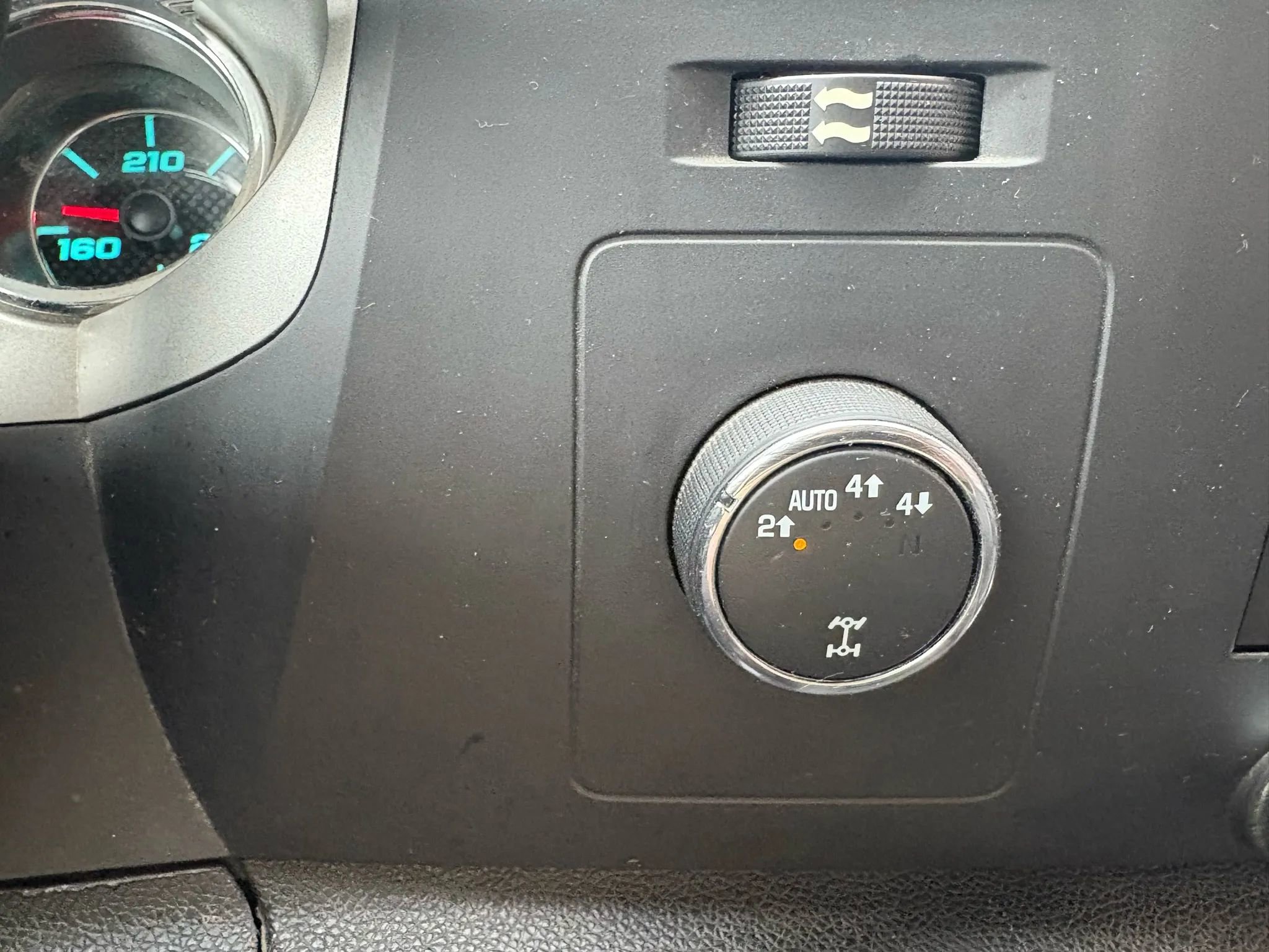 Used 2012 Chevrolet Silverado 1500 LT w/ Z71 Appearance Package image 17