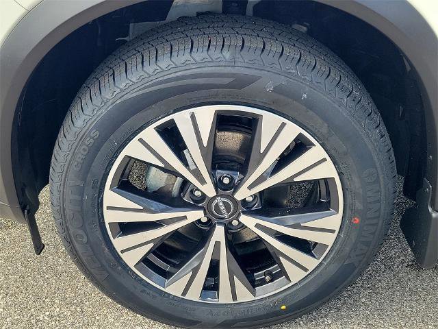 Certified 2023 Nissan Rogue SV image 12