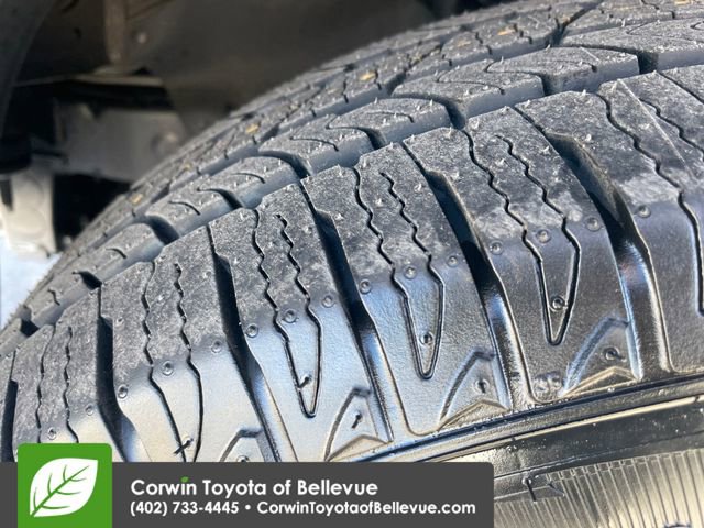 Certified 2024 Toyota 4Runner TRD Off-Road AWD/4WD image 27