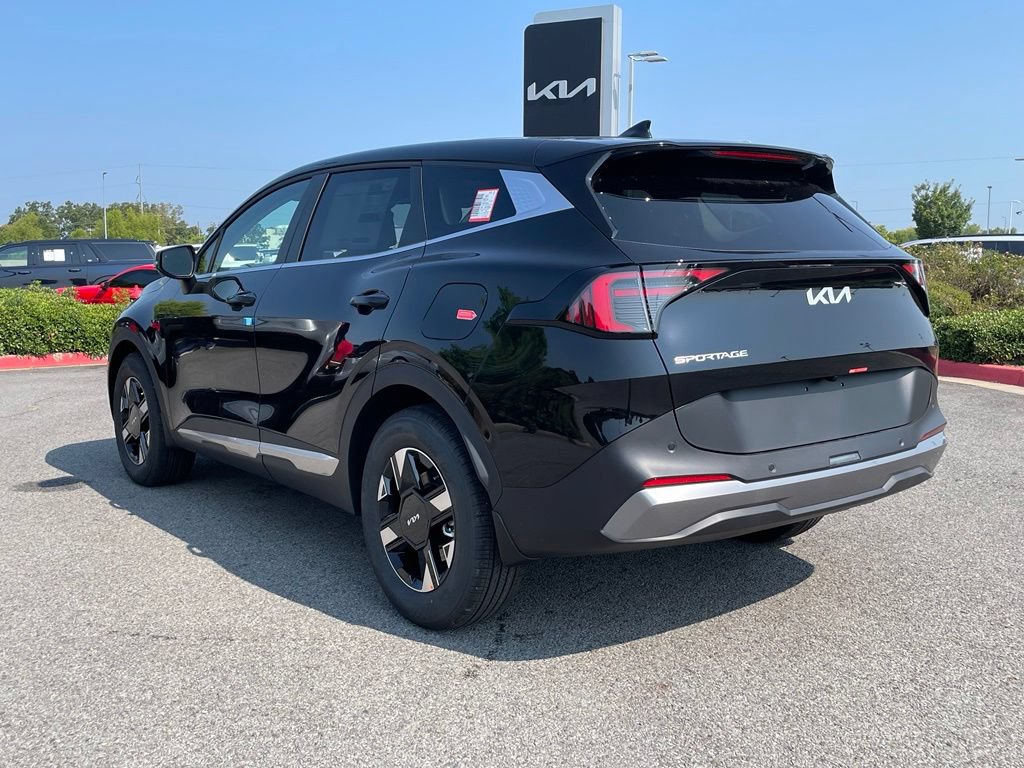 New 2026 Kia Sportage LX w/ LX Convenience Package FWD image 6