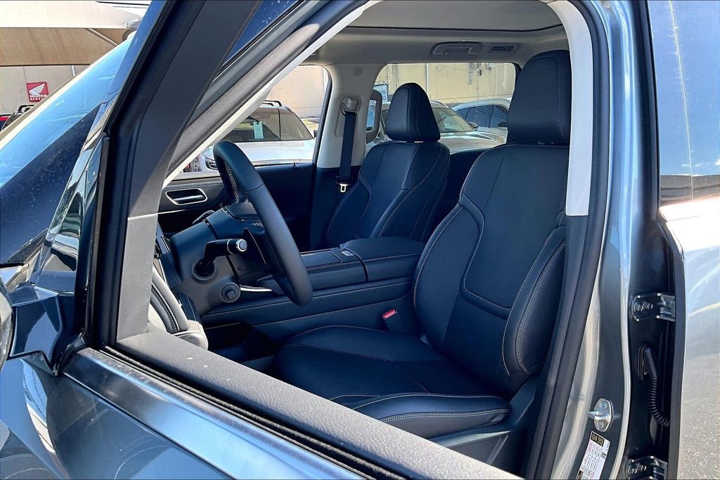 New 2026 INFINITI QX80 Pure RWD image 13
