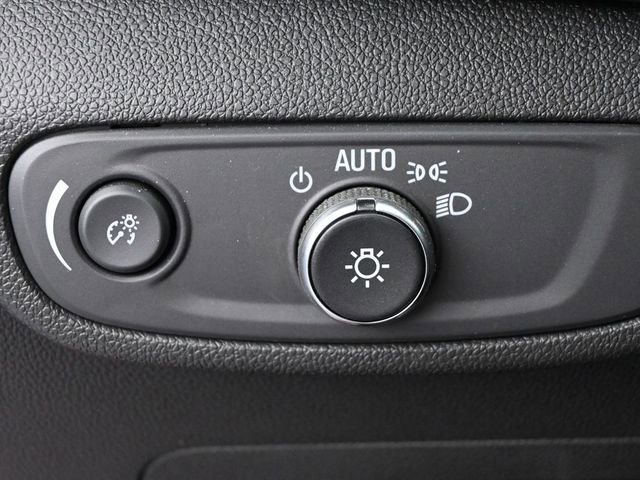 Used 2025 Chevrolet TrailBlazer LT w/ LT Cold Weather Package image 36