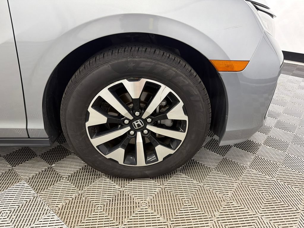 Used 2025 Honda Odyssey EX-L image 14