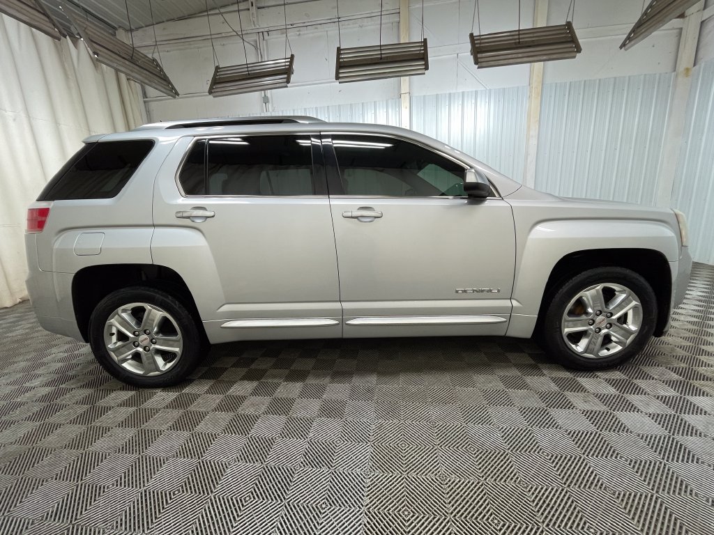 Used 2015 GMC Terrain Denali AWD/4WD image 17