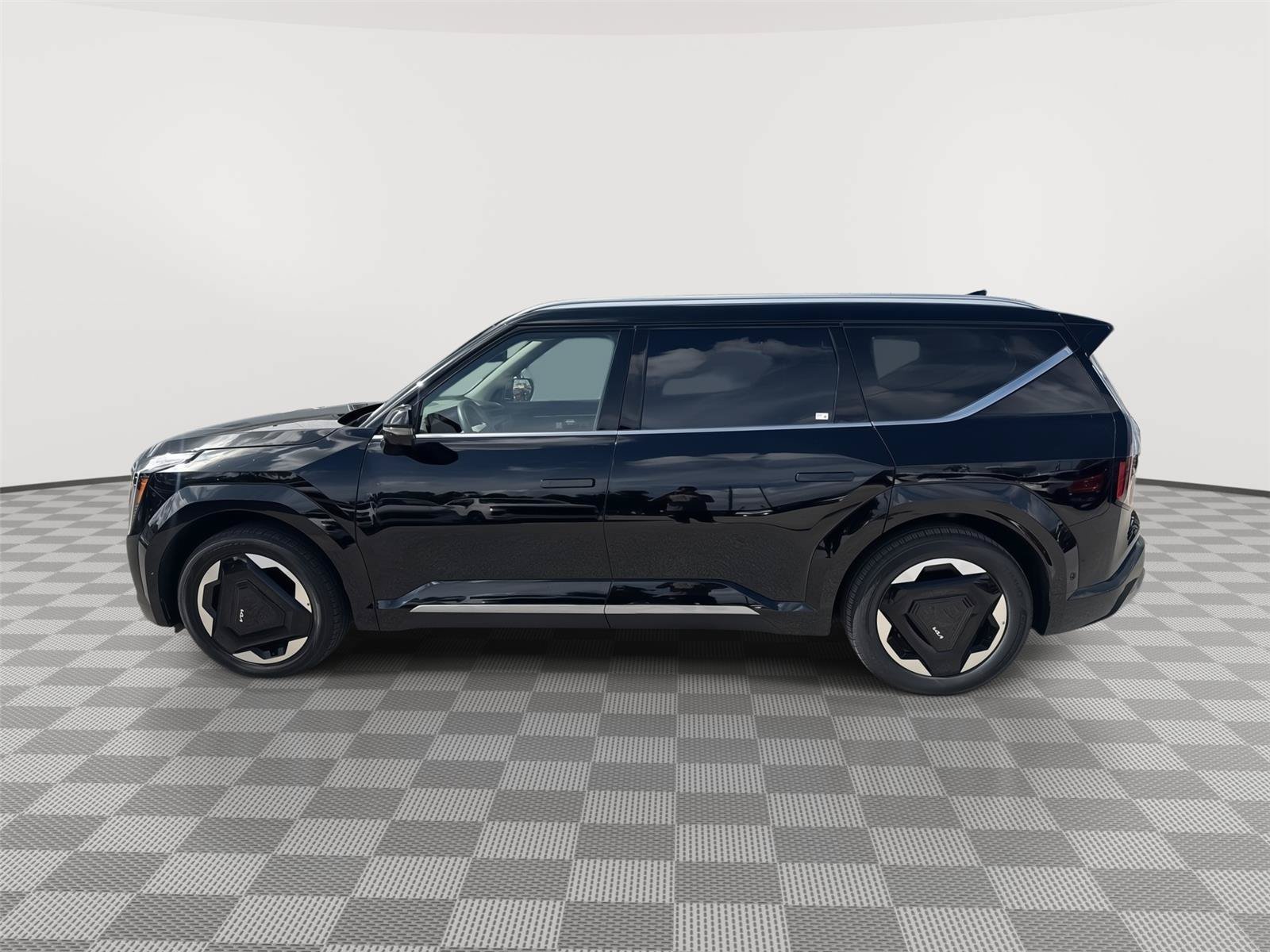 Used 2026 Kia EV9 Land AWD/4WD image 8