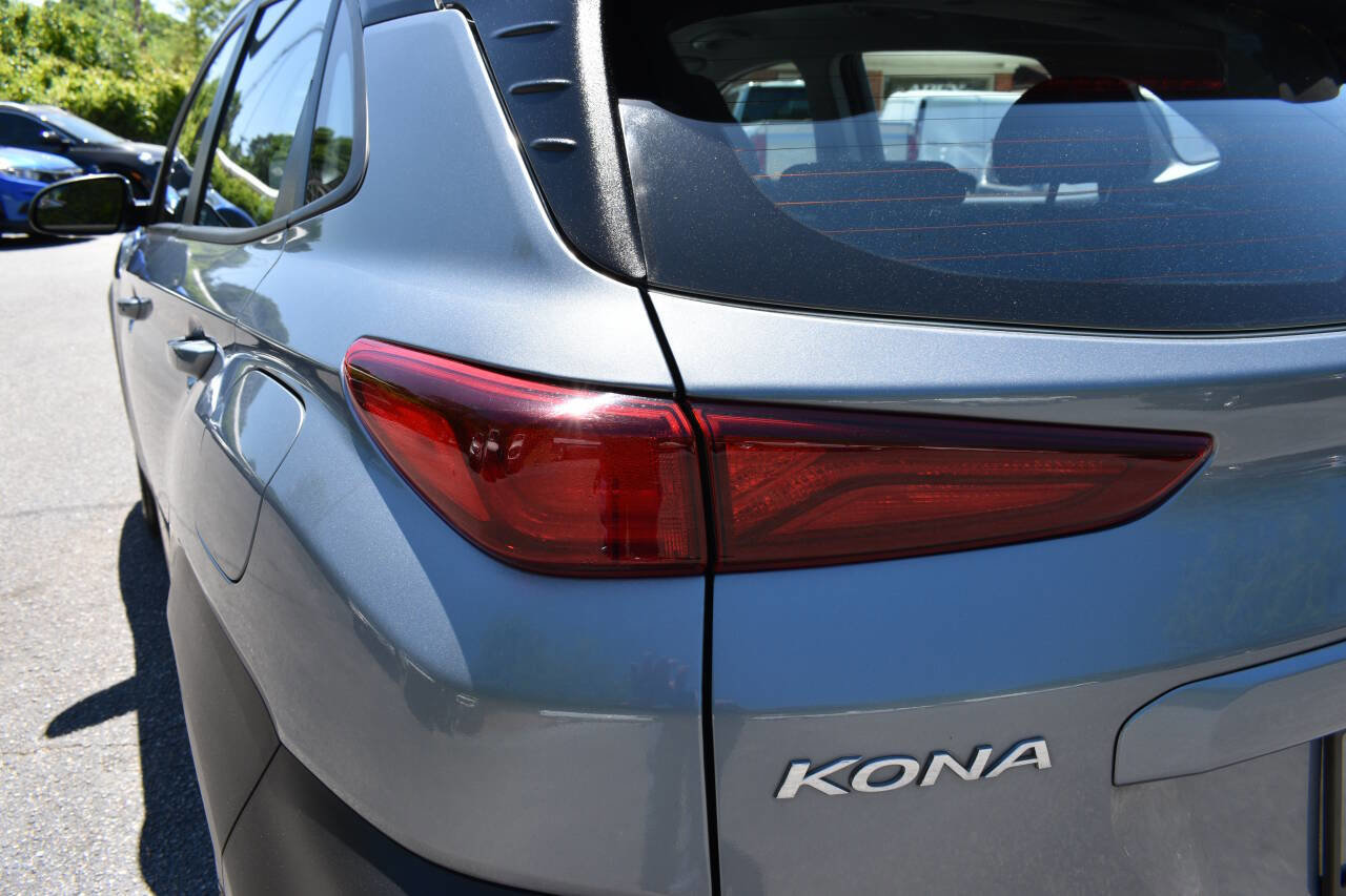 Used 2021 Hyundai Kona SE FWD image 32