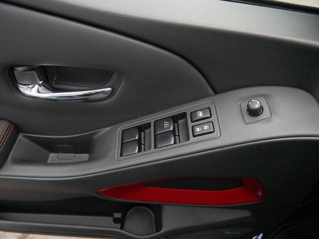 Certified 2023 Nissan Frontier PRO-4X w/ Pro-4X Premium Package image 16