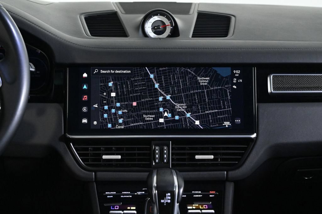 Certified 2023 Porsche Cayenne GTS AWD/4WD image 15