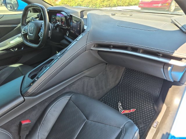 Used 2023 Chevrolet Corvette Stingray Coupe RWD image 29