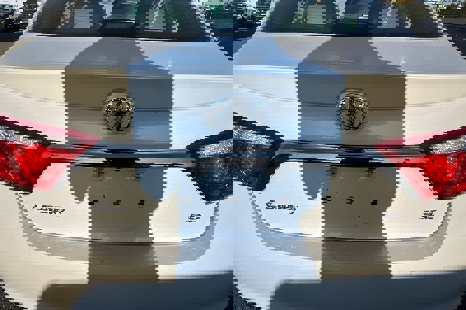 Certified 2016 Toyota Camry SE image 19