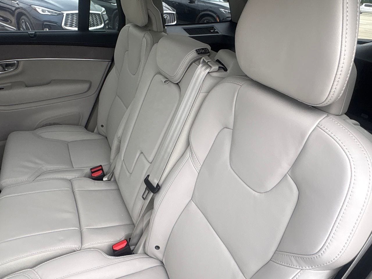 New 2026 Volvo XC90 B6 Ultra w/ Protection Package image 24