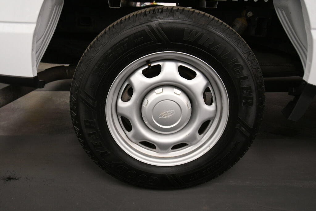 Used 2022 Ford F150 XL w/ Equipment Group 101A High RWD image 29