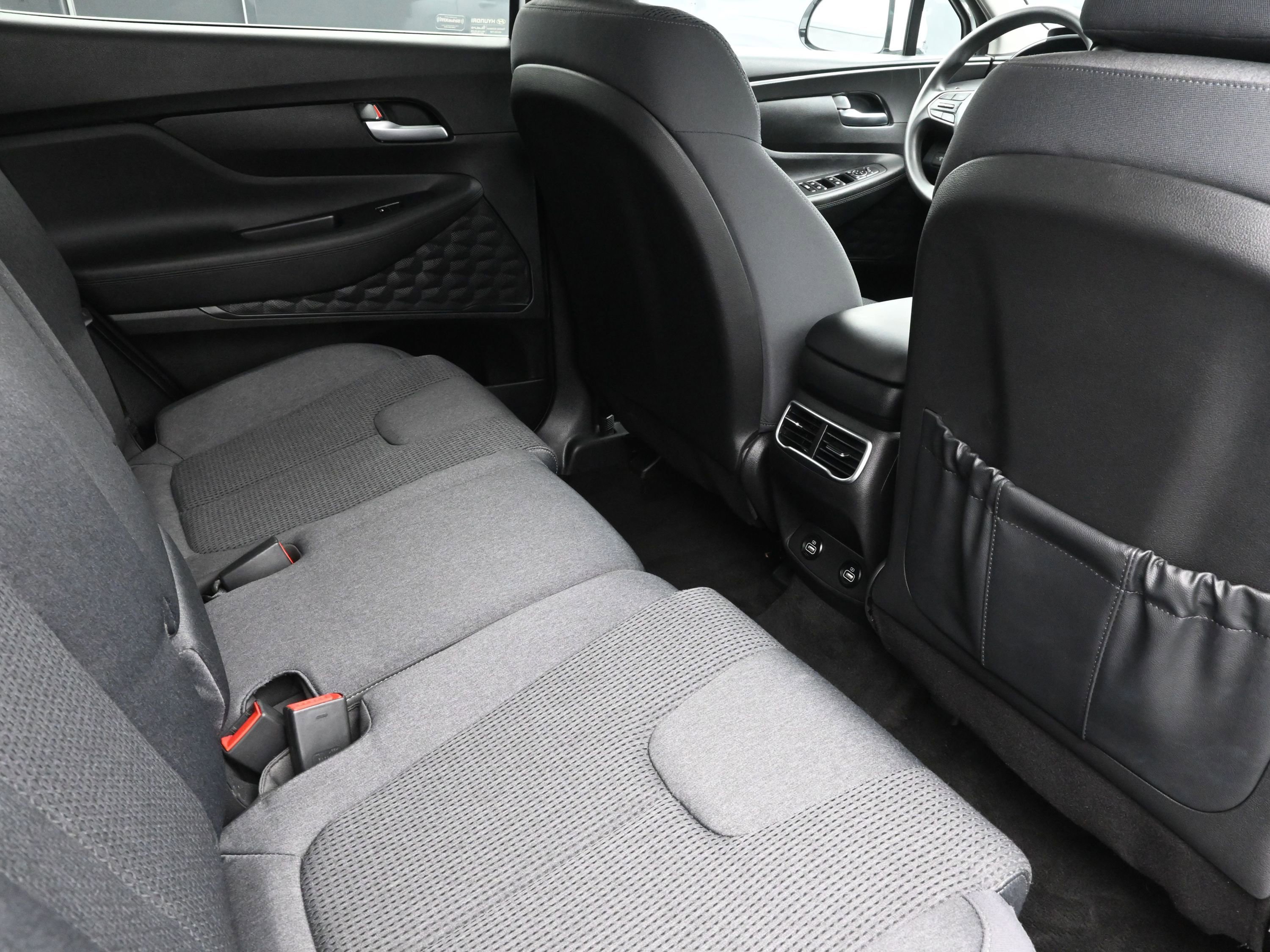 Used 2022 Hyundai Santa Fe SEL image 24