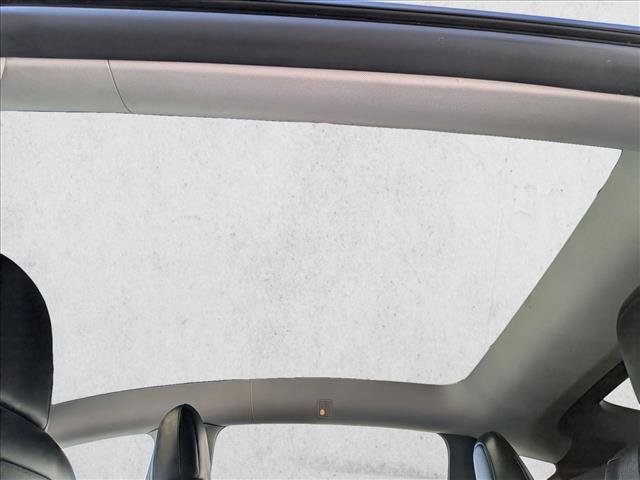 Used 2021 Tesla Model Y Long Range image 21