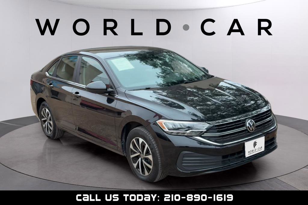 Used 2024 Volkswagen Jetta S image 1