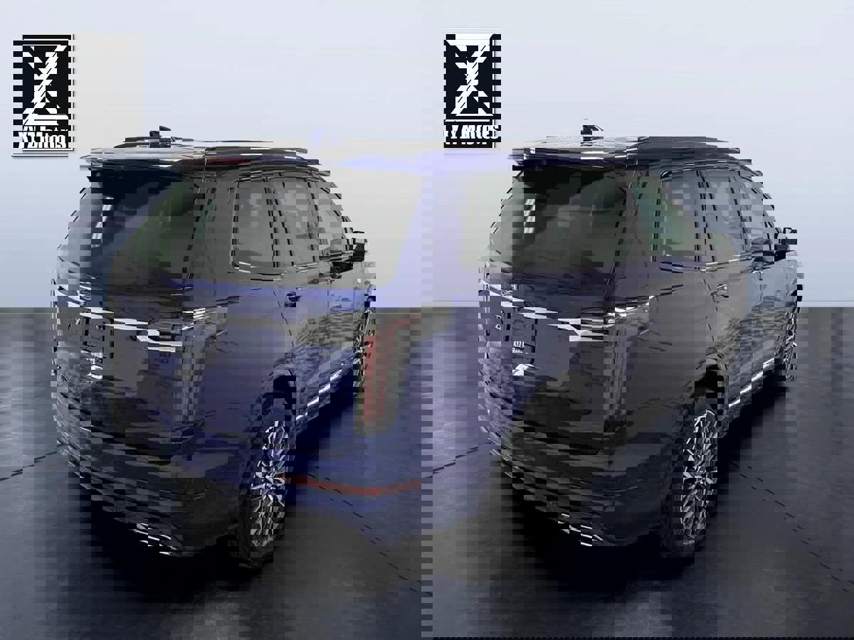 Used 2024 Cadillac XT6 Sport w/ Technology Package image 6