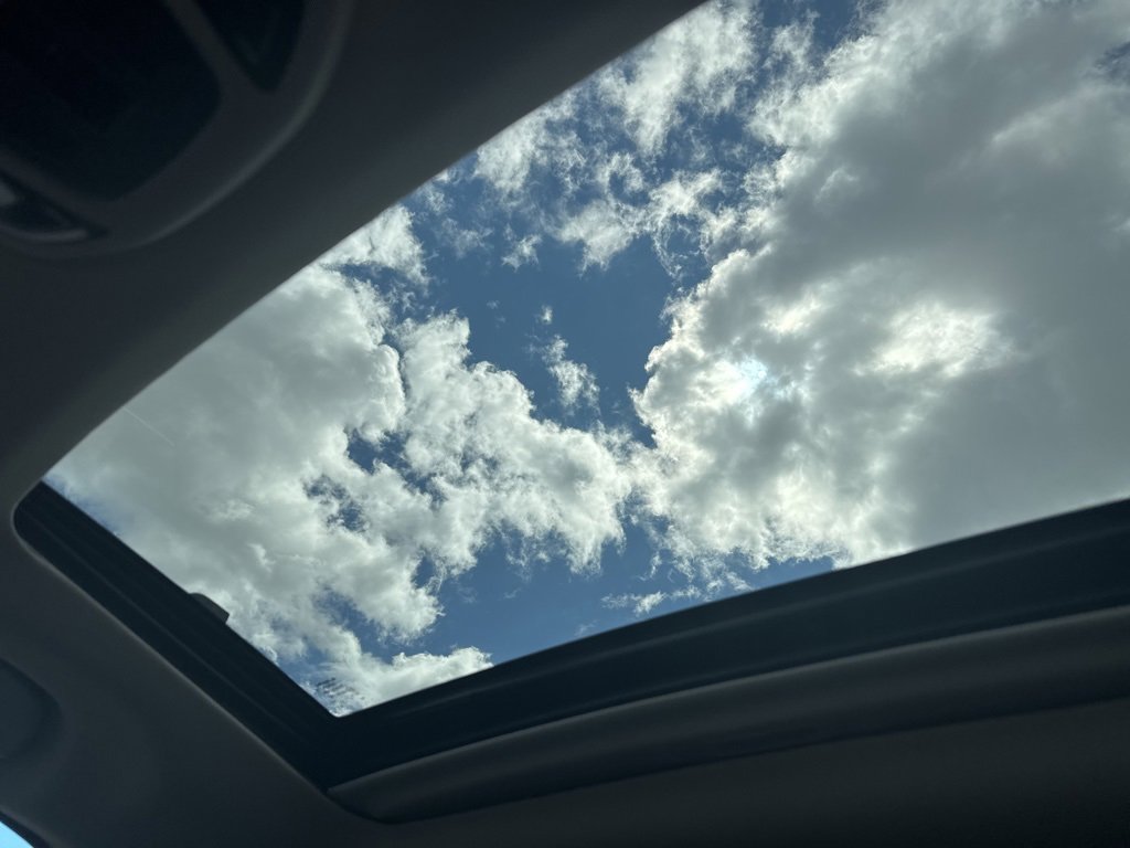 New 2025 Subaru Outback Touring XT image 21