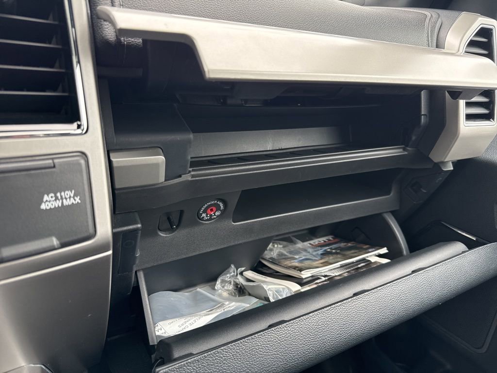 Certified 2022 Ford F350 Lariat w/ Lariat Ultimate Package image 39