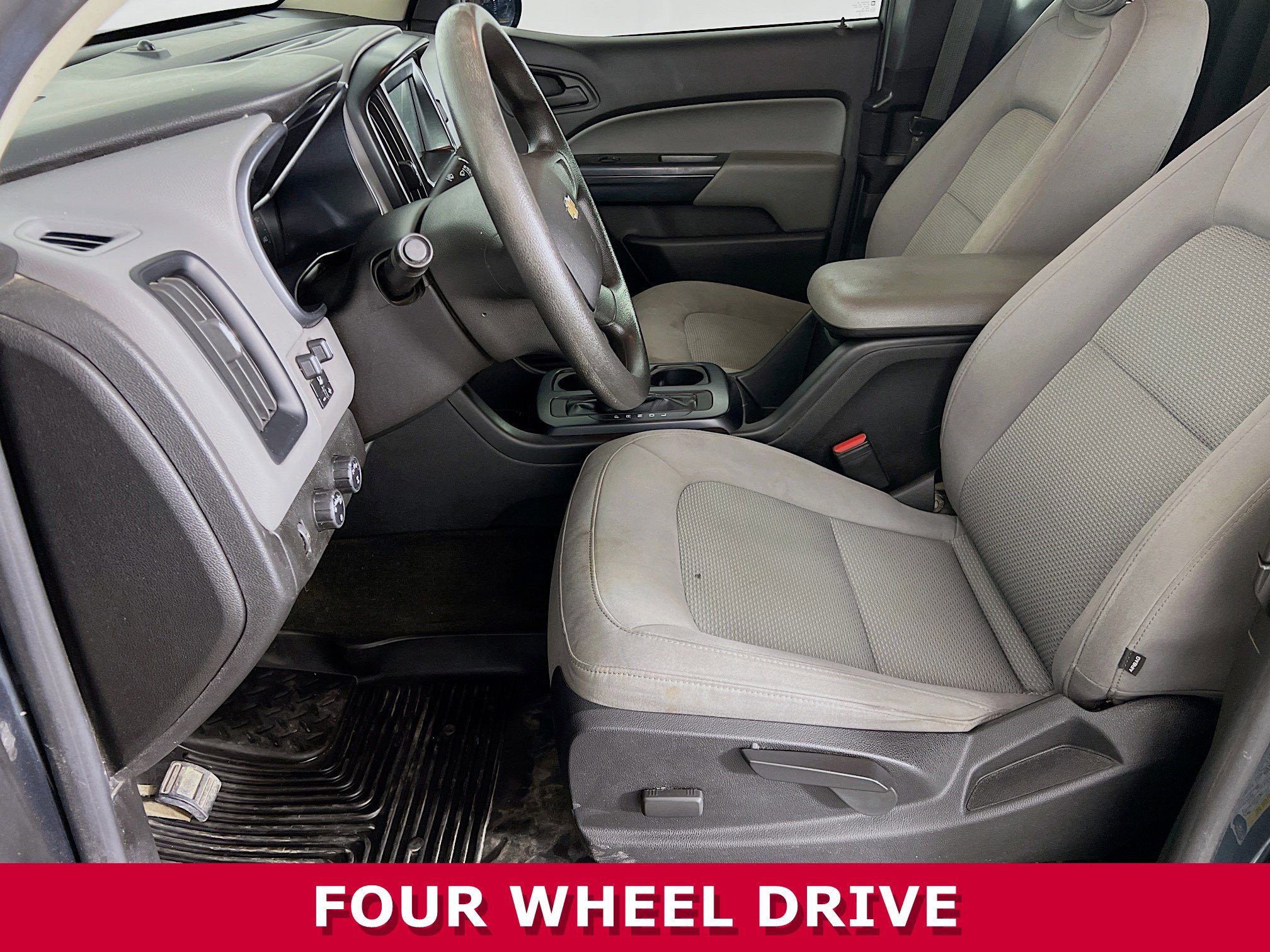 Used 2018 Chevrolet Colorado W/T w/ Custom Special Edition image 3