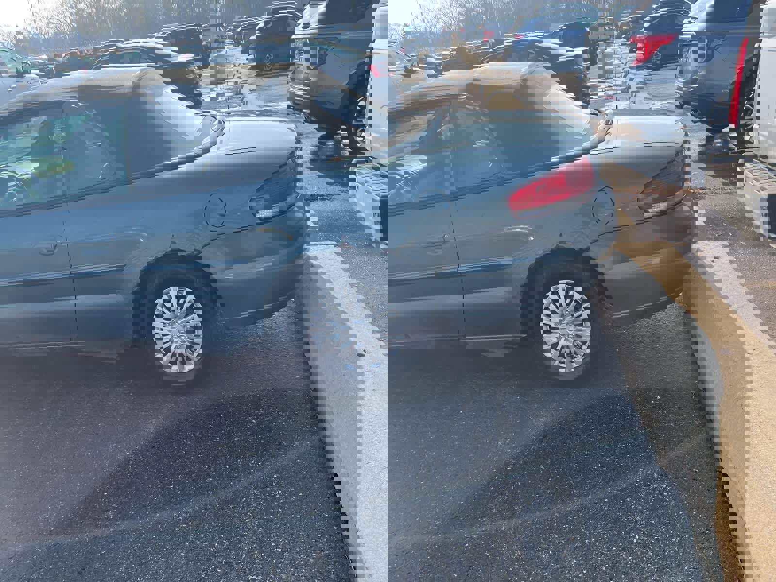 Used 2006 Chrysler Sebring Limited image 11