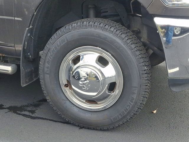 Used 2018 RAM 3500 Big Horn image 9