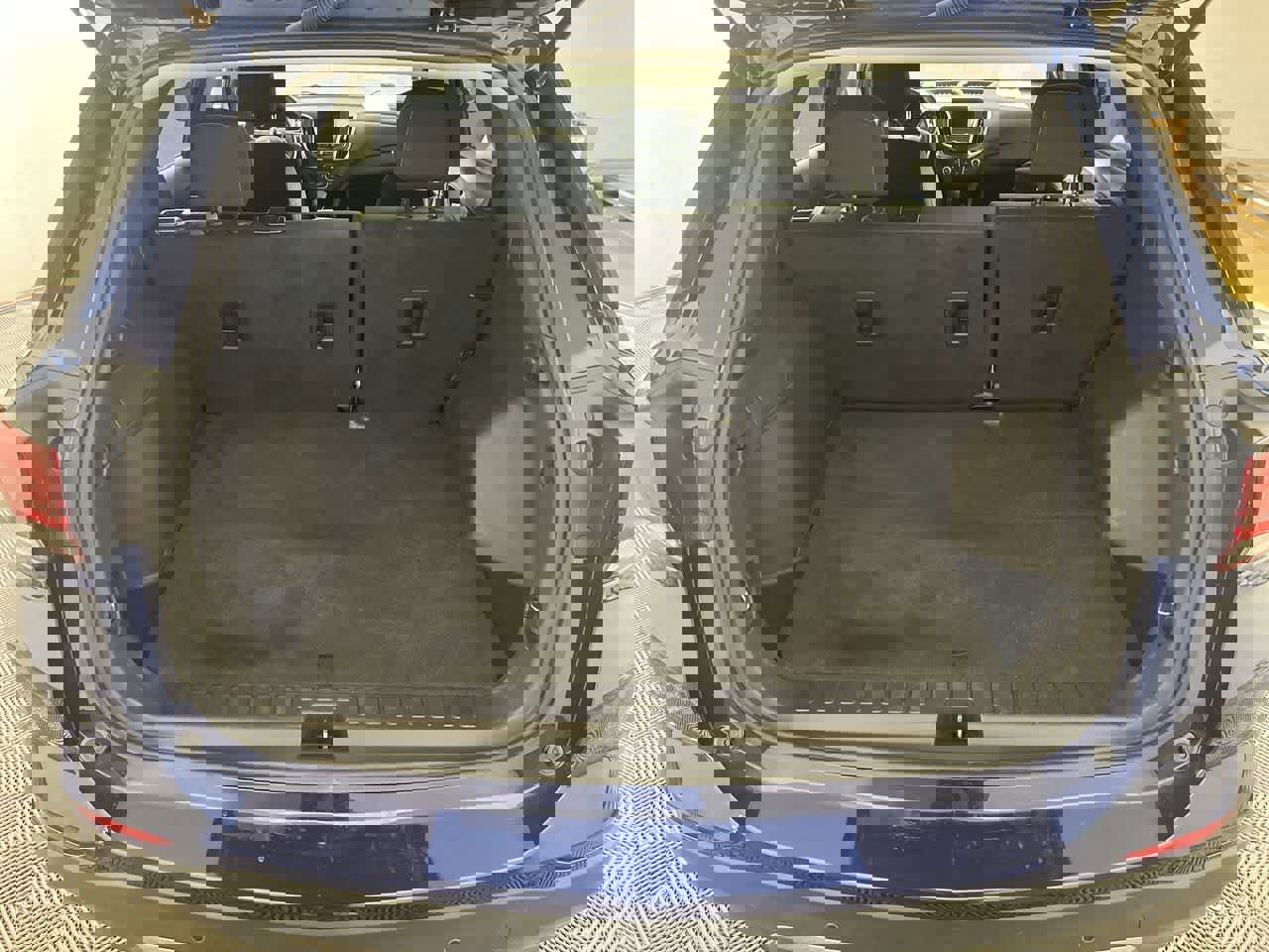 Used 2023 Chevrolet Equinox LT image 27