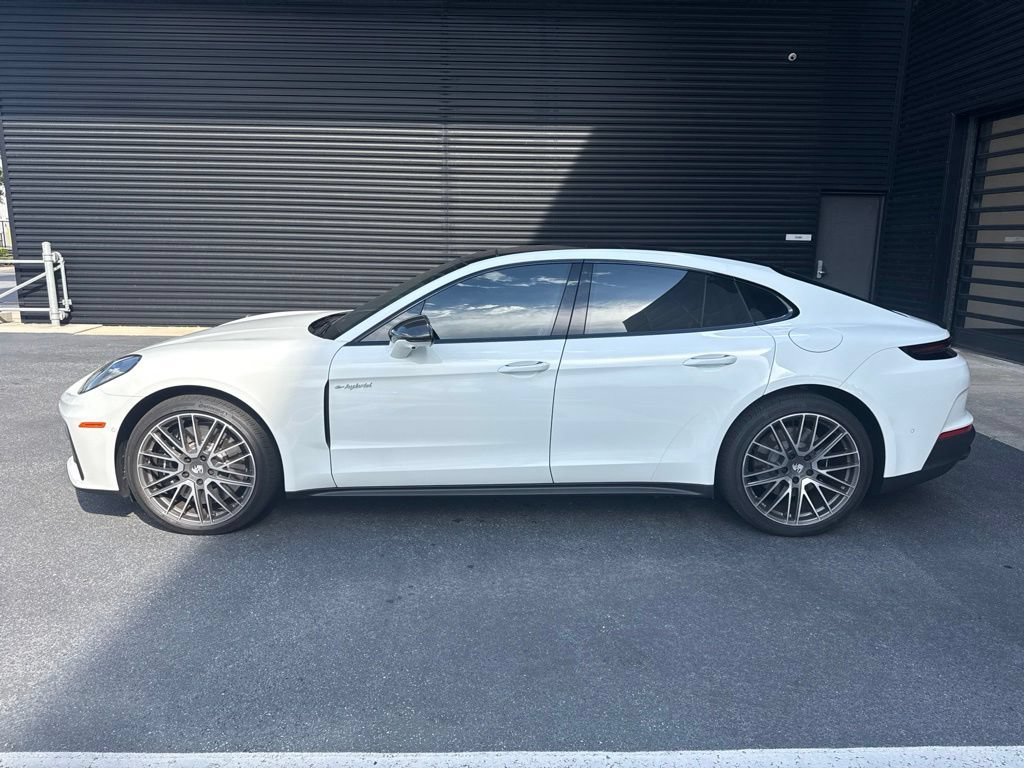 Certified 2025 Porsche Panamera 4S AWD/4WD image 2