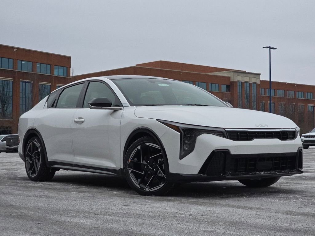 New 2025 Kia K4 GT-Line w/ GT-Line Premium Package image 2