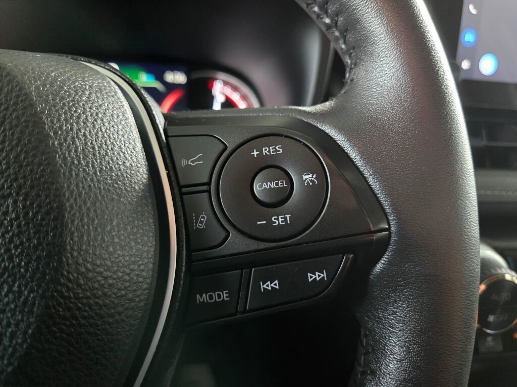 Used 2024 Toyota RAV4 XLE w/ Convenience Package image 19