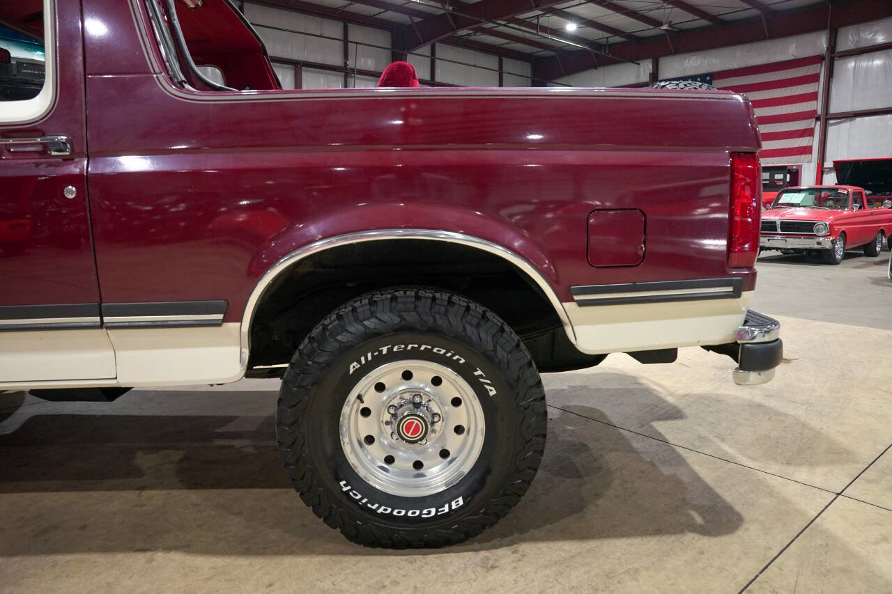 Used 1990 Ford Bronco XLT 2dr 4WD SUV image 5
