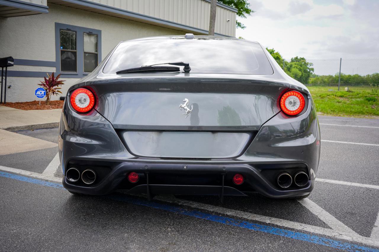 Used 2015 Ferrari FF image 5