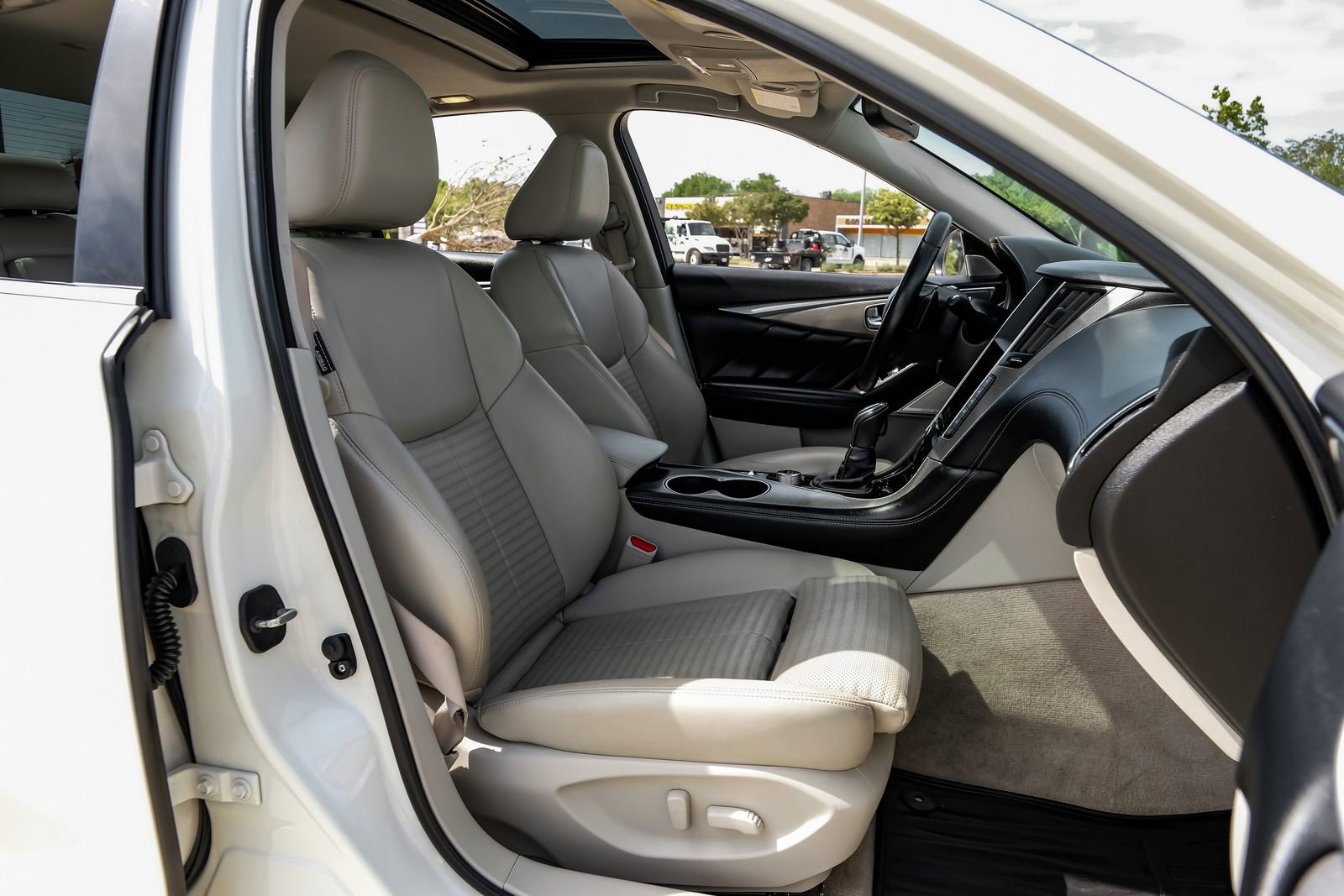 Used 2019 INFINITI Q50 Sport w/ Cargo Package (L96) image 46