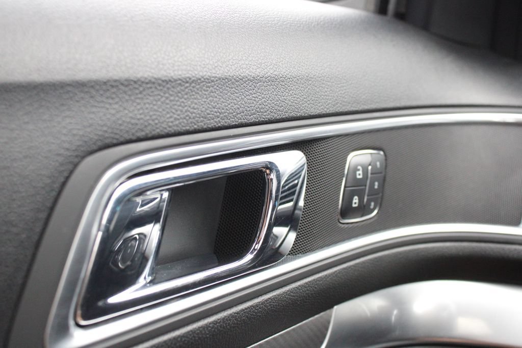 Used 2017 Ford Explorer Sport w/ Equipment Group 401A AWD/4WD image 8