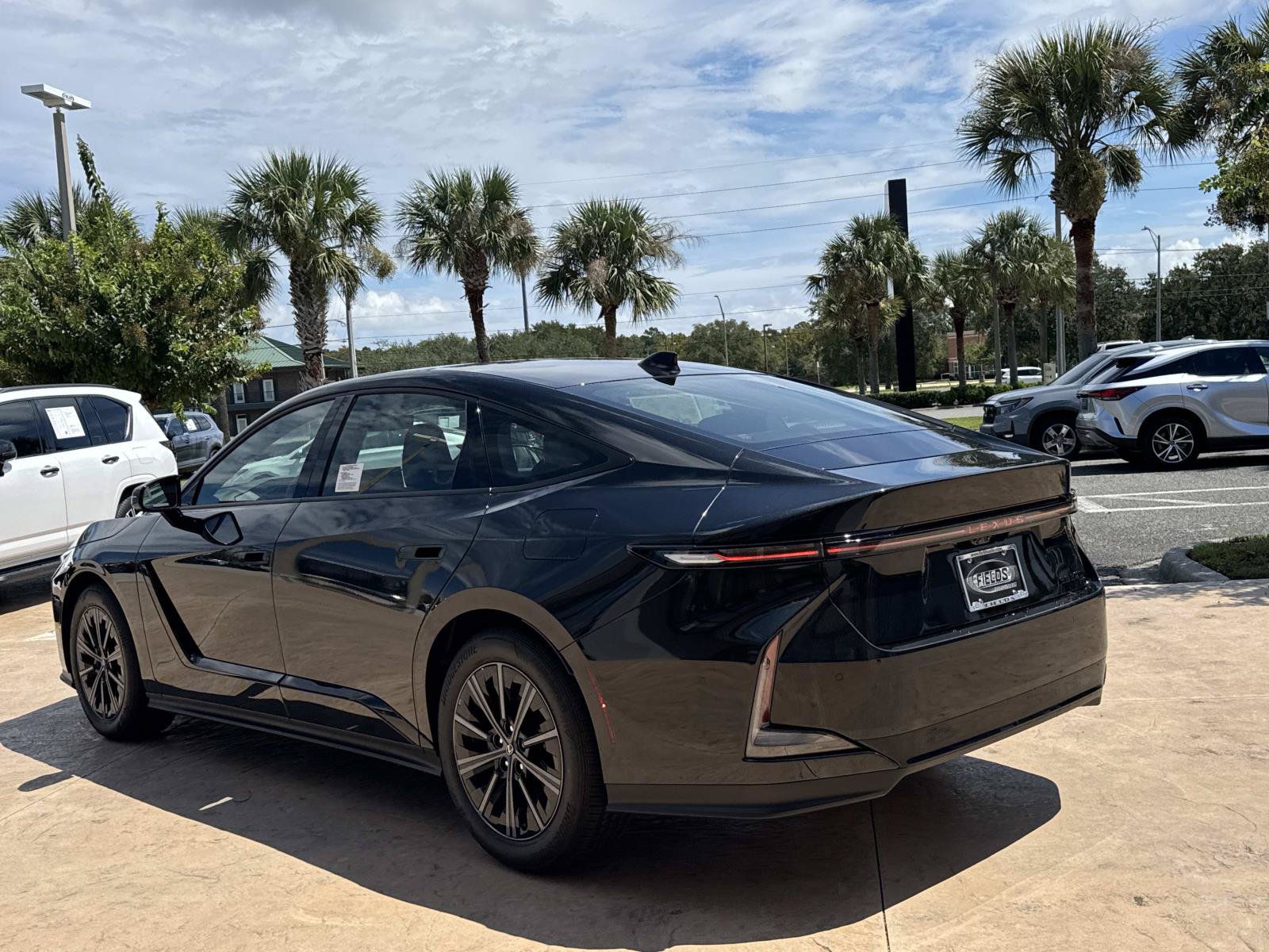 New 2026 Lexus ES 350h AWD image 6