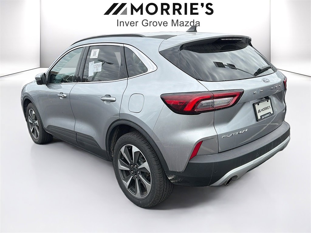 Used 2023 Ford Escape Platinum image 7