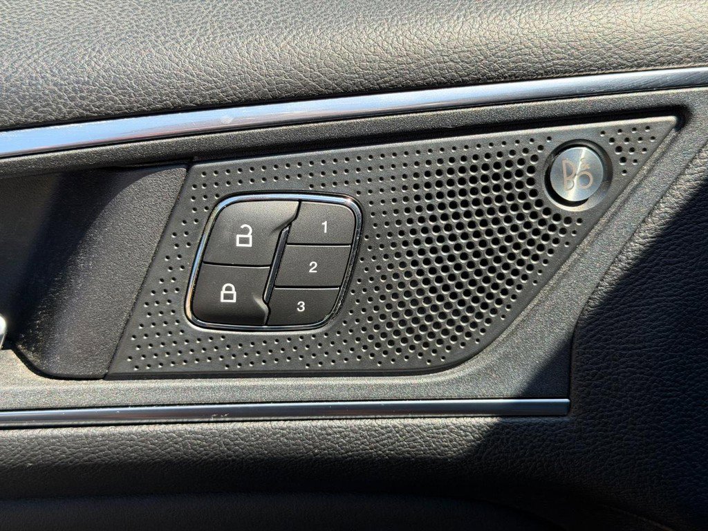 Used 2020 Ford Edge ST w/ Equipment Group 401A image 17