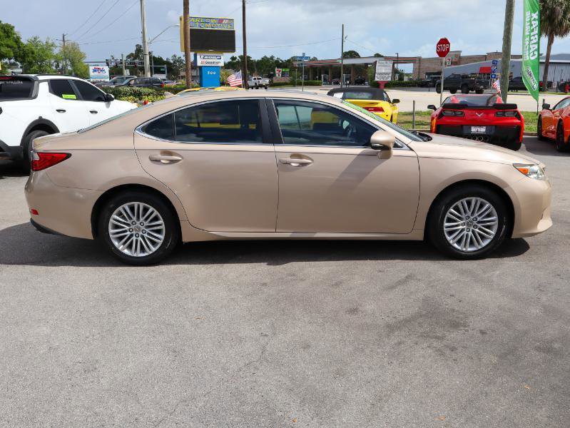 Used 2014 Lexus ES 350 w/ Luxury Package image 6