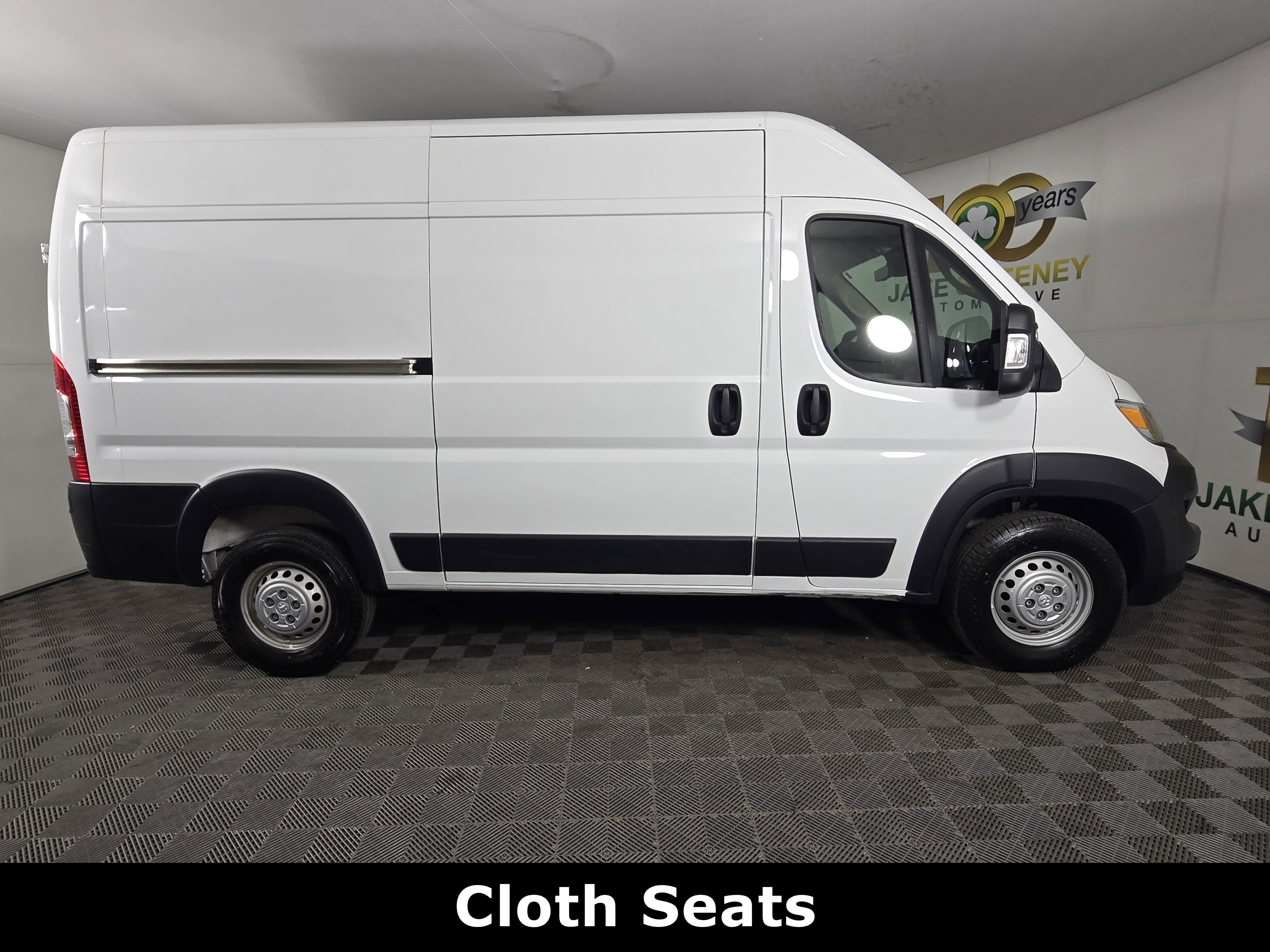 Used 2025 RAM ProMaster 2500 w/ Safety Group FWD image 11