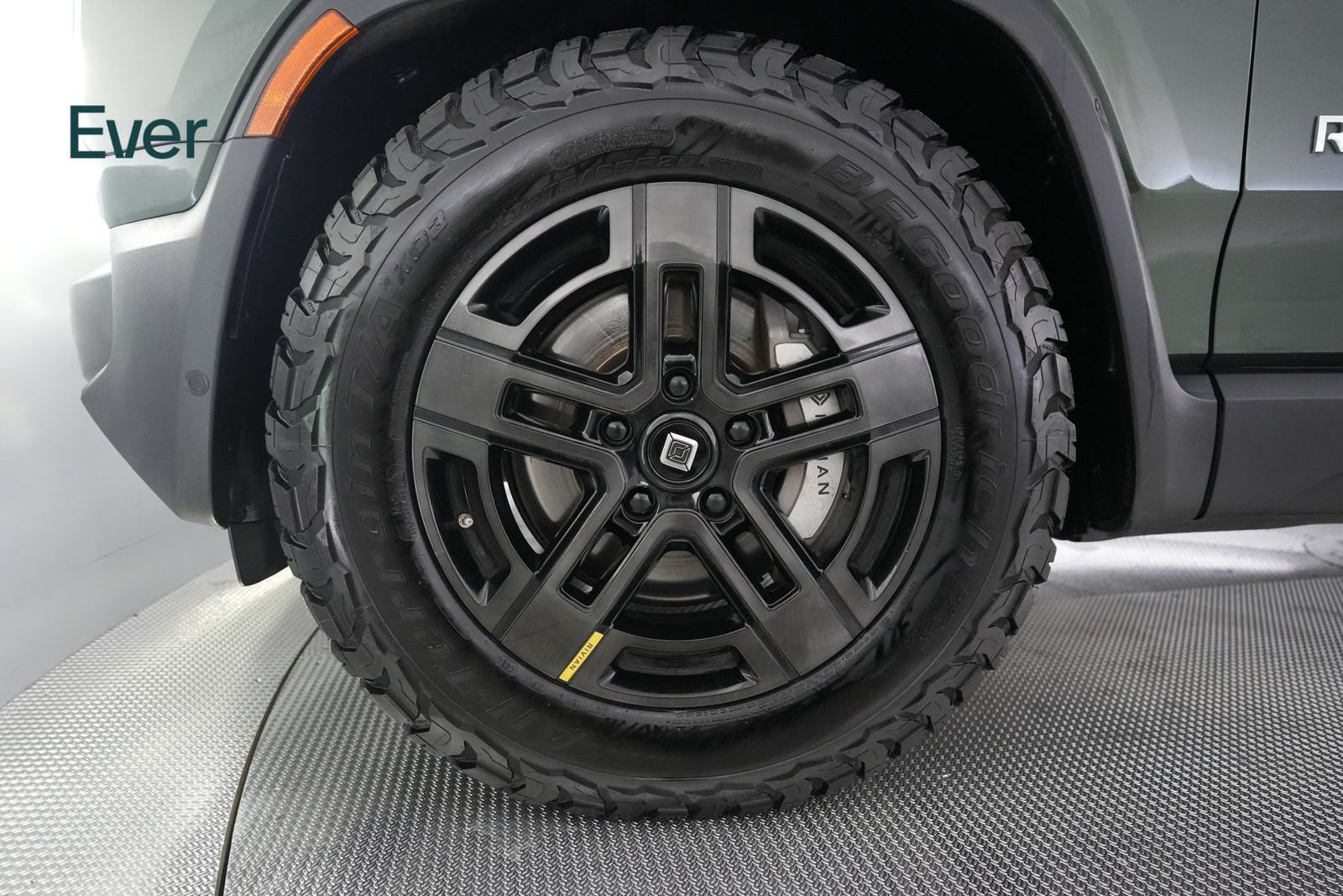 Used 2023 Rivian R1T Adventure Dual AWD/4WD image 19