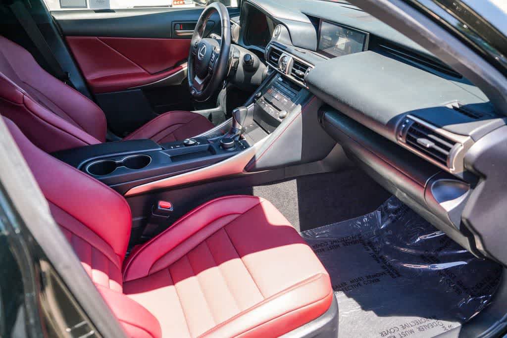 Used 2020 Lexus IS 300 F Sport w/ F Sport Package RWD image 15
