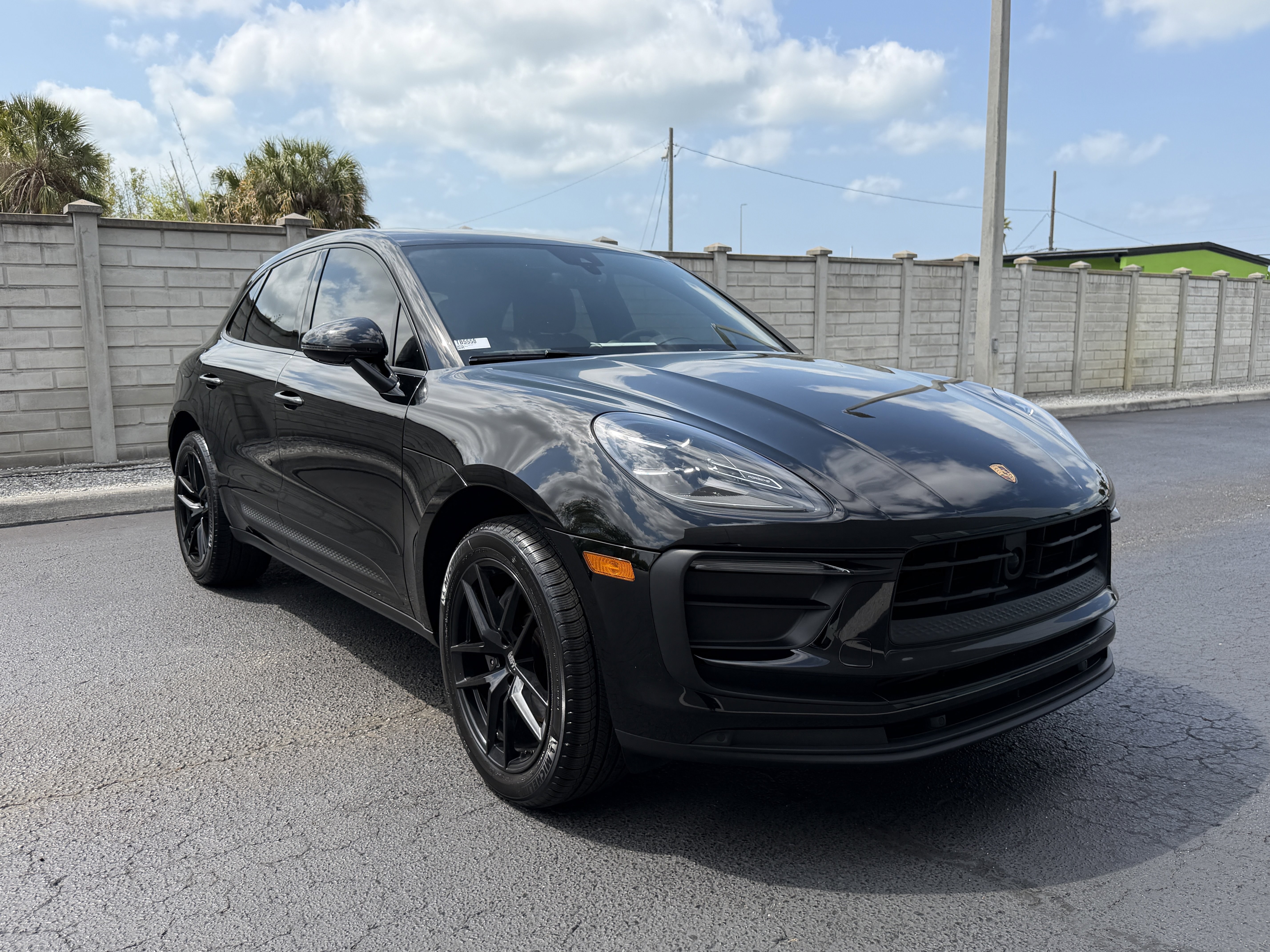 Certified 2024 Porsche Macan image 8