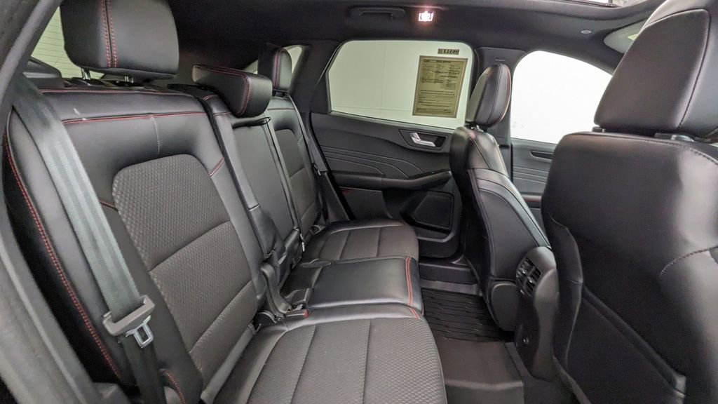 Certified 2023 Ford Escape ST-Line w/ Tech Pack #1 image 36